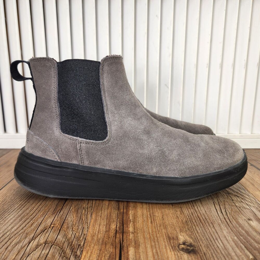 Hey Dude Vic Suede Chelsea Ankle Boots Womens Size 8 Shadow Grey Comfort Shoes